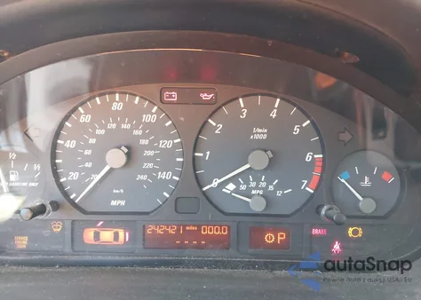 2002 BMW 325Ci z USA, uszkodzony, nr VIN WBABN334X2PG58476